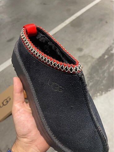 38 Beden UGG Tazz