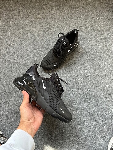 Nike air max 270