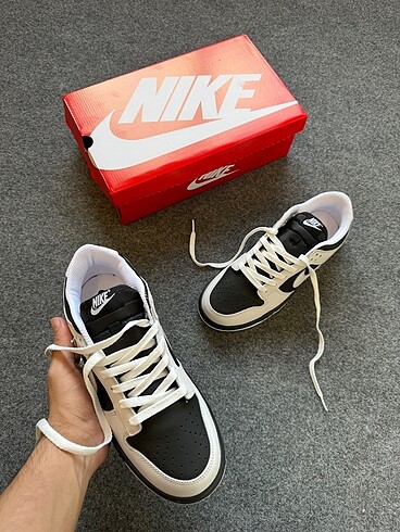 Nike Nike dunk reserve panda