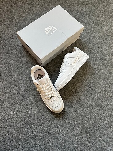 Nike Air Force white