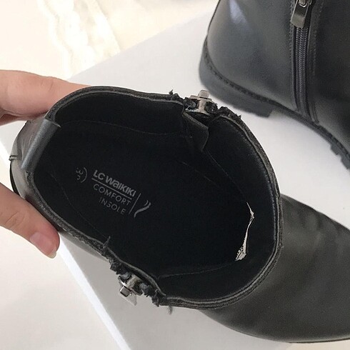 LC Waikiki Kadın Bot