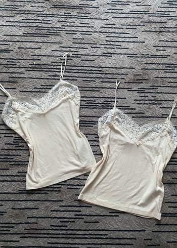 Dantel Detaylı Beyaz V-Yaka Kadın Body