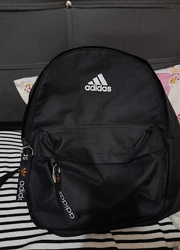 Siyah Adidas Sırt Çantası 