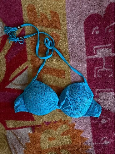 bikini üstü