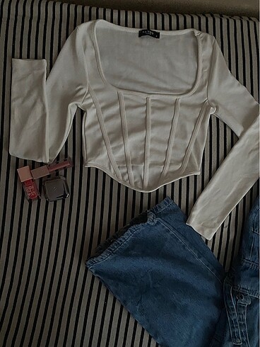 bustiyer model crop