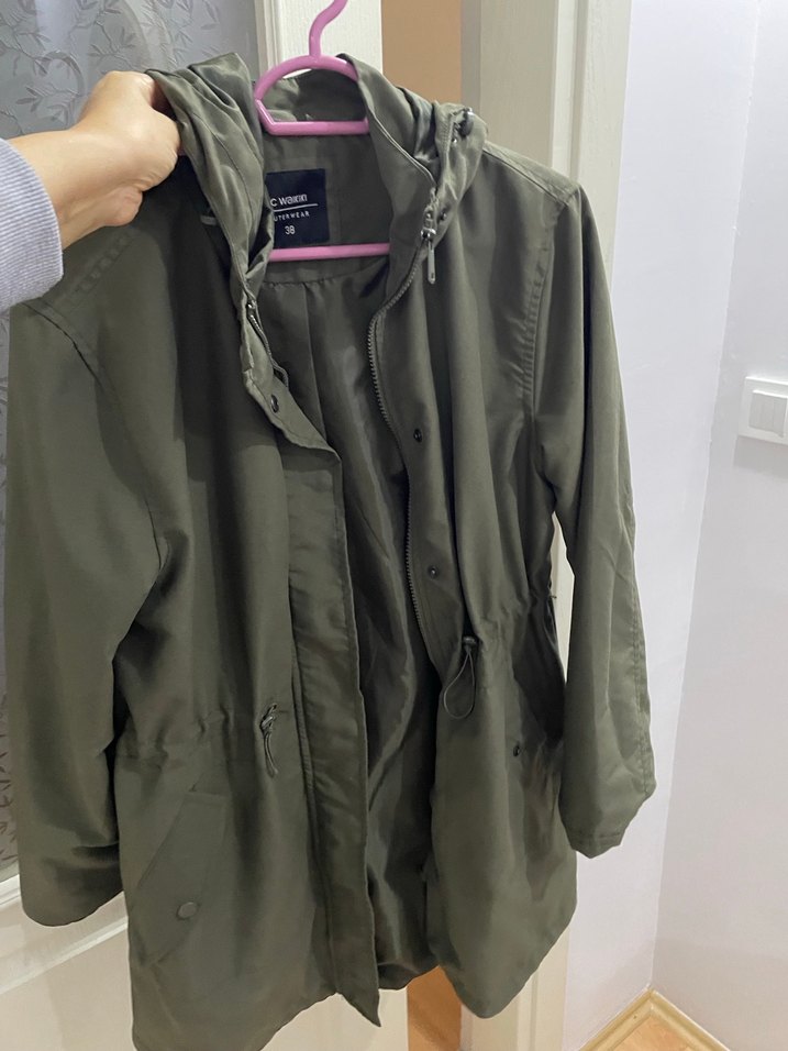 Kemerli Uzun Haki Kadın yağmurluk - Görsel 5