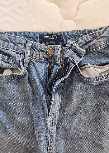 36 Beden Düğmeli Geniş Kesim Kot Pantolon