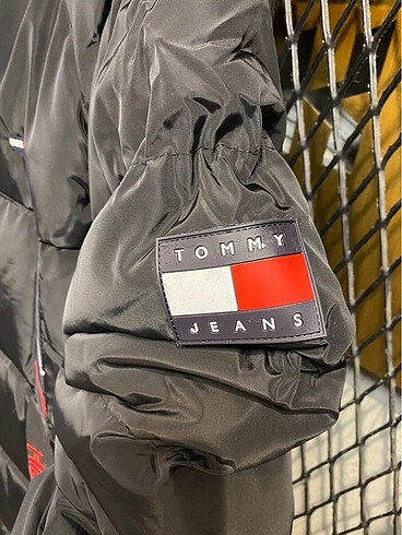 Tommy su rüzgar geçirmez kışlık mont - Görsel 3