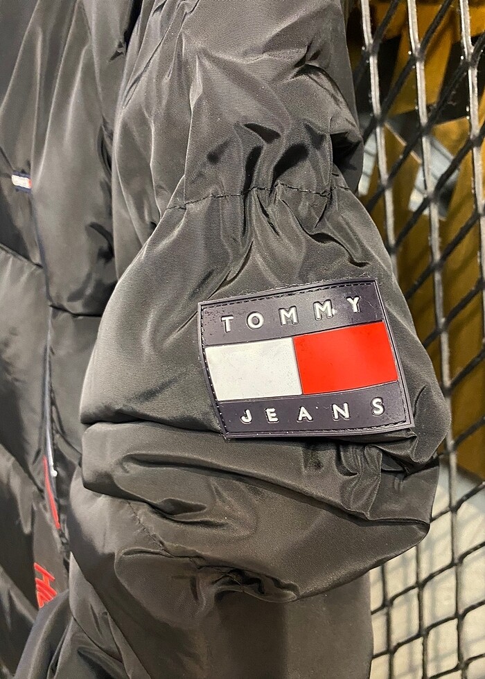 Tommy su rüzgar geçirmez kışlık mont - Görsel 3