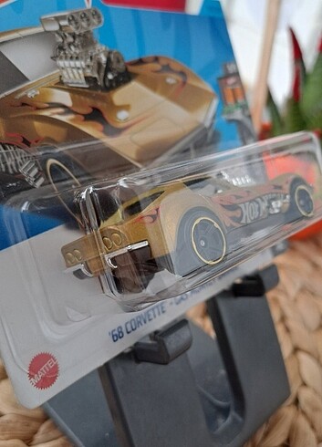  Beden 68 Corvette Gas Monkey Garage
