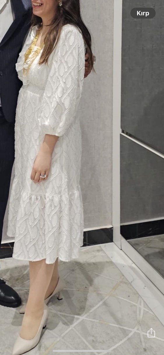 Beyaz V Yakalı Midi Pamuklu Elbise - Görsel 4