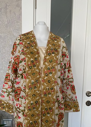 Taş işlemeli yöresel kaftan - Görsel 2