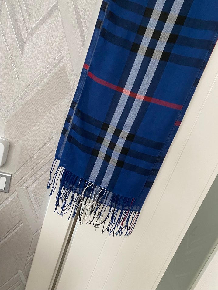 Kadın Mavi Drapeli Sokak Stili Şal - Görsel 5