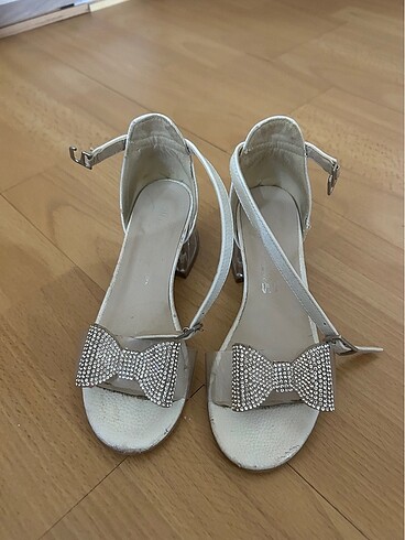 Kız çocuk topuklu ayakkabı 29 numara - Görsel 8