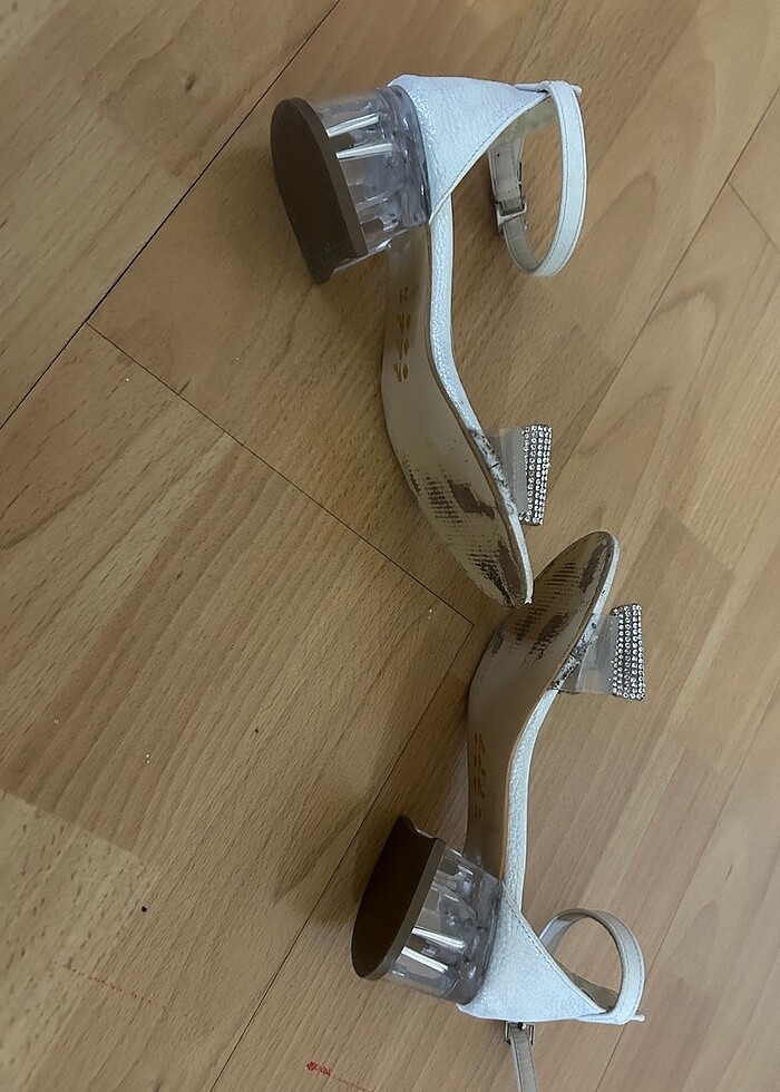 Kız çocuk topuklu ayakkabı 29 numara - Görsel 3