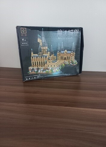 HARRY POTTER HOGWARTS LEGO