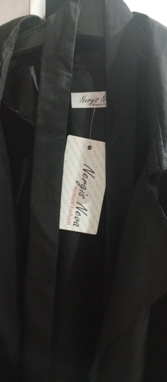 Siyah Kemerli Kadın Keten Trençkot - Görsel 4