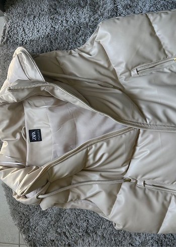 Zara Kapüşonlu Kadın deri Şişme Yelek - Görsel 2