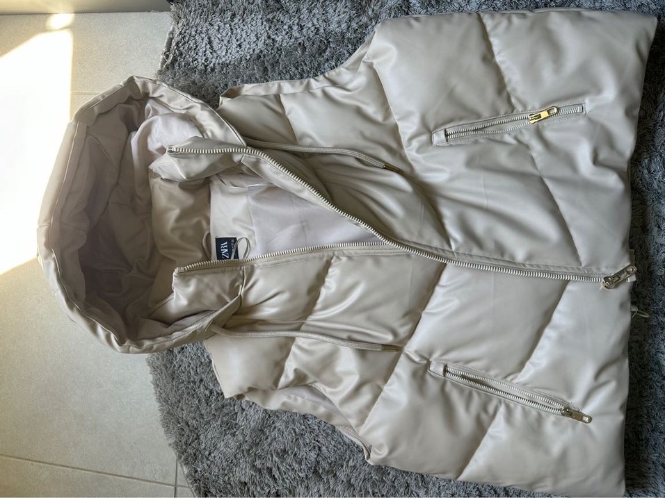 Zara Kapüşonlu Kadın deri Şişme Yelek - Görsel 5