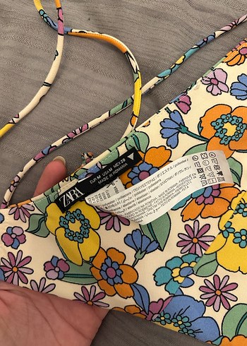 ZARA Çiçek Desenli Bohem Kısa Crop Top - Görsel 4