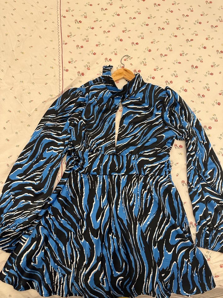 Bershka saten elbise hiç kullanılmadı - Görsel 3