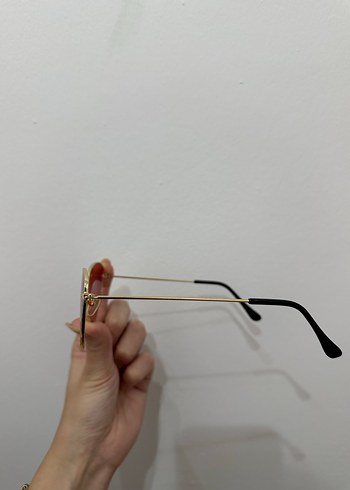 H&M Şeffaf Kırmızı Retro Kadın Güneş Gözlüğü - Görsel 3