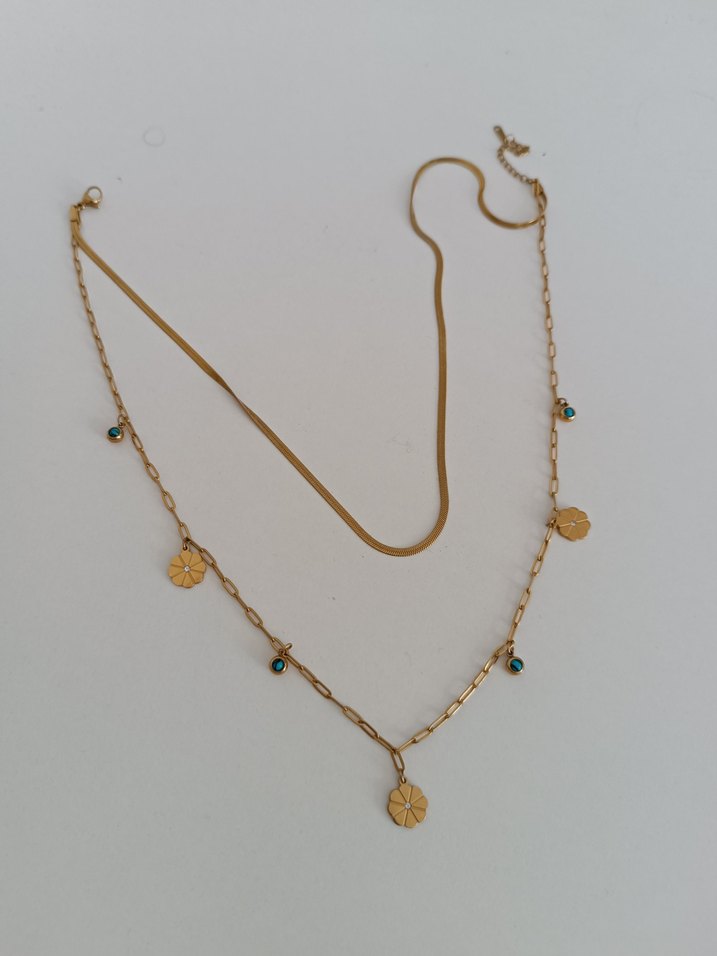 Minimalist Kadın Altın Renkli Çoklu Kolye - Görsel 2