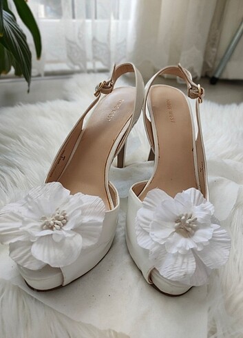 40 Beden beyaz Renk Orjinal Nine West Gelinlik Ayakkabısı