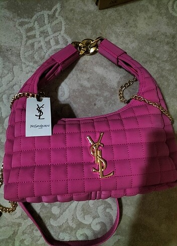 pembe çanta