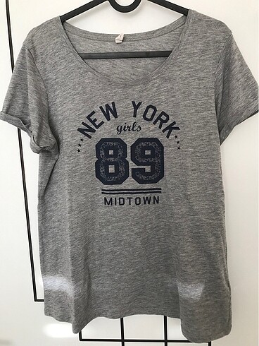 Gri t-shirt