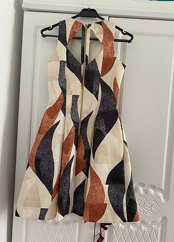 34 Beden ten rengi Renk H&M elbise