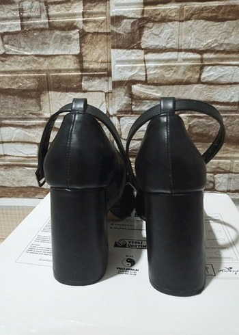 Kadın Siyah Platform Topuklu Ayakkabı - Görsel 3