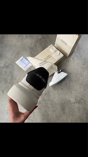 37 Beden beyaz Renk ALEXANDER MCQUEEN SNEAKER