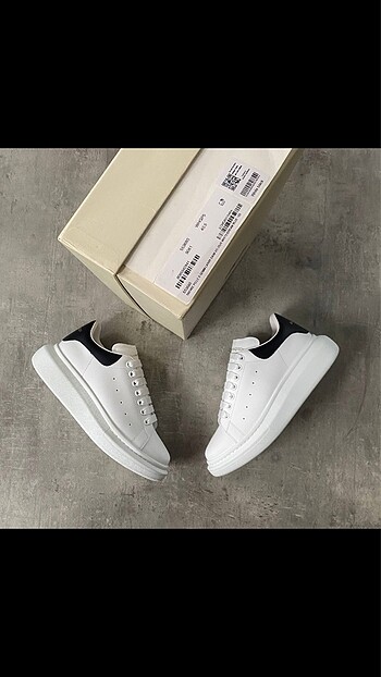 37 Beden ALEXANDER MCQUEEN SNEAKER