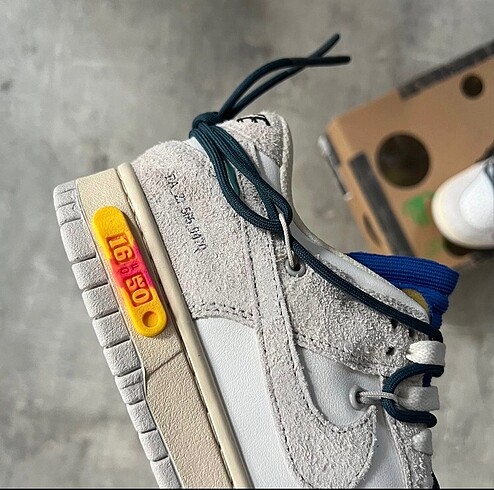 Nike Nike x Off White Dunk Low 