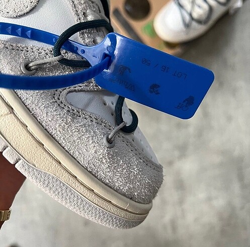37 Beden Nike x Off White Dunk Low 