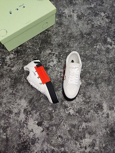 Off-White Off White Vulcanized Low-Top