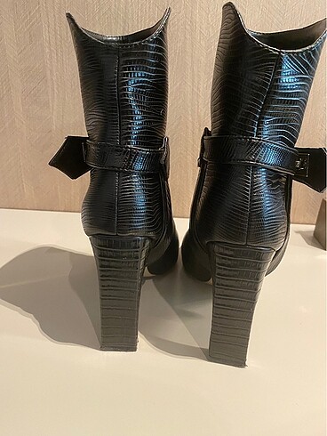 38 Beden siyah Renk NineWest Bot