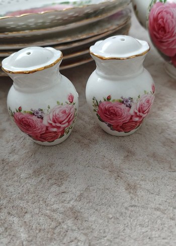 Porselen Gül Desenli Beyaz Çaydanlık - Görsel 3