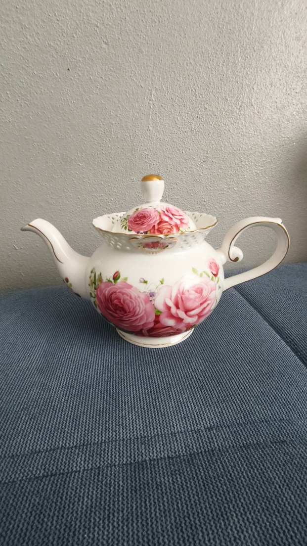 Porselen Gül Desenli Beyaz Çaydanlık - Görsel 2