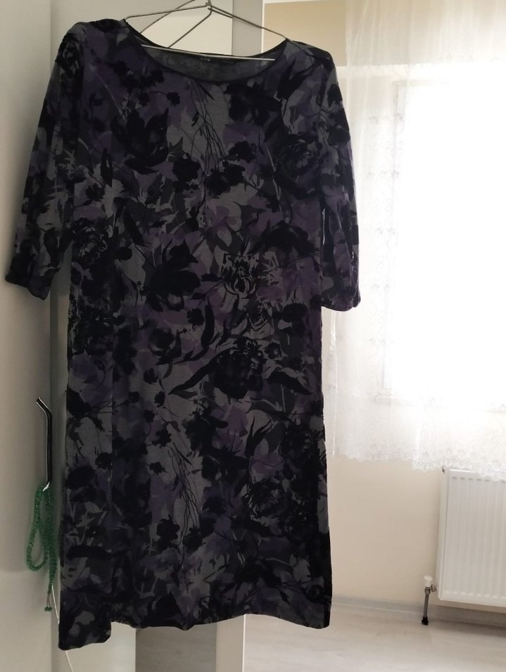 Mor V Yaka Uzun Bağlamalı Kadın Elbise - Görsel 2