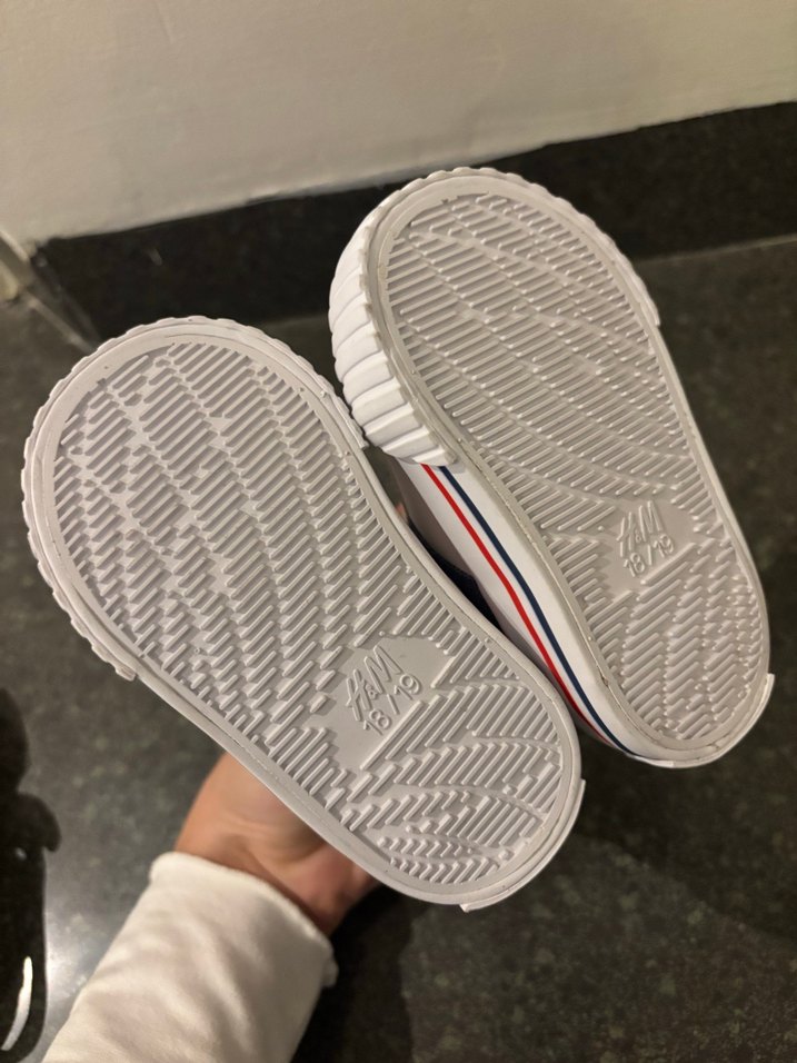 H&M BEBEK AYAKKABISI - Görsel 4