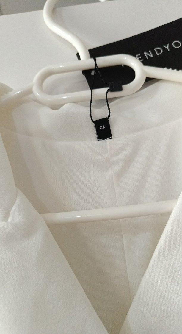 Beyaz Midi Kadın Elbise - Görsel 3