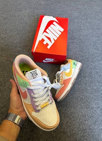 Nike Nike dunk Low Retro Sun Clup