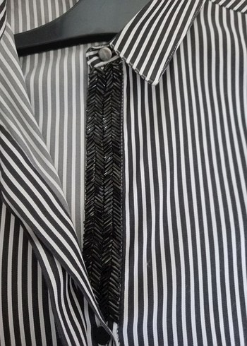 neye Uzun Kollu Gri Çizgili Kadın Gömlek - Görsel 6