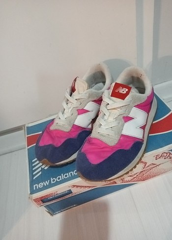 New Balance Pembe Kadın Spor Ayakkabı - Görsel 2