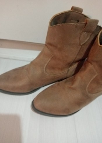 Kahverengi Süet Kadın Dolgu Topuklu Bot - Görsel 3