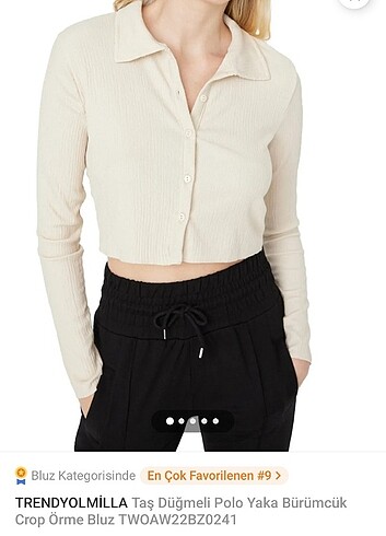 Trendyol & Milla TRENDYOLMİLLA taş düğmeli polo yaka bürümcük crop örme bluz