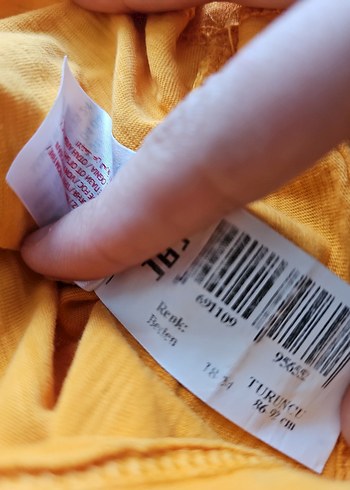 Bohem Tarzda Sarı Kız Çocuk V Yaka Tişört - Görsel 4