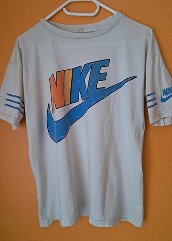 m Beden Nike tişört